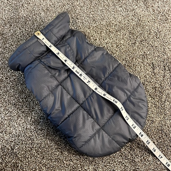 RC Pets Skyline Reversible Puffer Dog Vest - Picture 5 of 9
